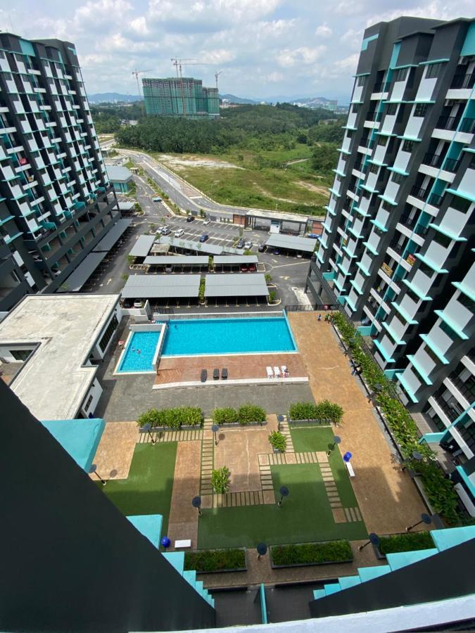 Zima Homestay@Kajang2 Bagian luar foto